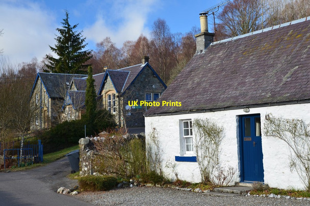 Photo 6"x4" School and cottage, Brig o' Turk Brig o' Turk c2016