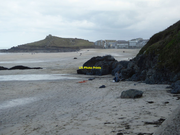 Photo 6"x4" The Island, St Ives and Porthmeor Beach St Ives\/SW5140 c2016