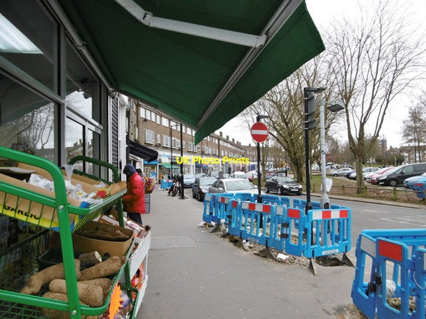 Photo 6"x4" New Addington, shopping parade New Addington c2016