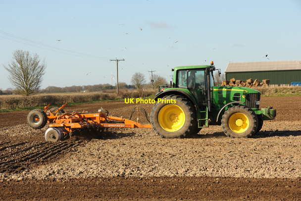 Photo 6"x4" Disc harrowing Harby\/SK8770 c2016