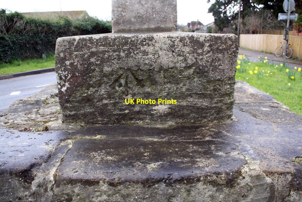 Photo 6"x4" Benchmark on village cross Long Wittenham c2016