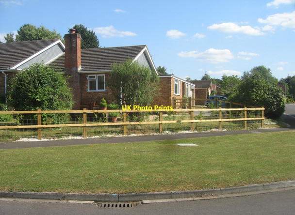 Photo 6"x4" New fencing - Matthews Way East Oakley c2015