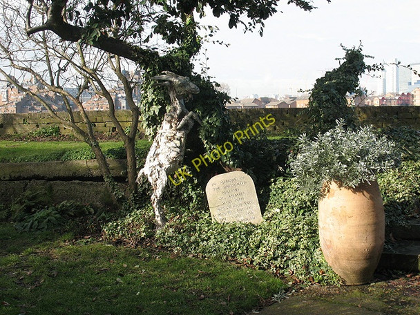 Photo 6"x4" Foot and Mouth memorial, Greenwich Greenwich\/TQ3977 c2009