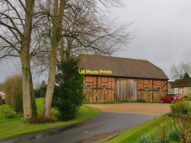 Photo 6"x4" Old barn at Ewhurst Ewhurst c2016