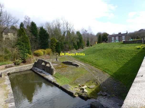 Photo 6"x4" A side arm of the Bugsworth Basin Buxworth c2016