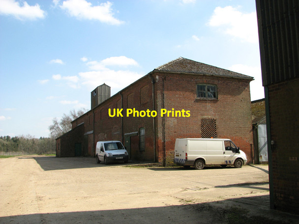 Photo 6"x4" 19th century barn at Petygards Necton c2016