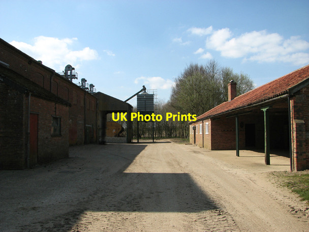 Photo 6"x4" Bridleway through Petygards Farm Necton c2016