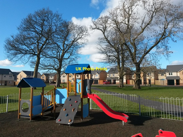 Photo 6"x4" Fallow Grove playpark Newton\/NS6760 c2016