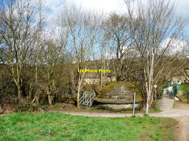 Photo 6"x4" Chamber on the south side of the River Aire Shipley\/SE1437 c2016