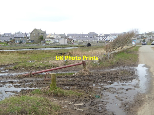 Photo 6"x4" The approach to Aberffraw Aberffraw c2016