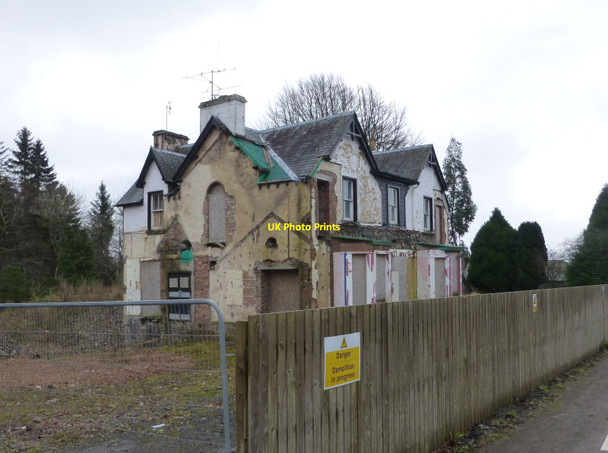Photo 6"x4" Royal Jubilee Arms Hotel, Dykehead to be demolished Dykehead\/NO3860 c2016
