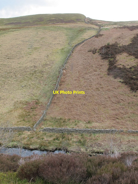 Photo 6"x4" Stone wall on the eastern flank of Middle Knoll Sykes\/SD6351 c2016