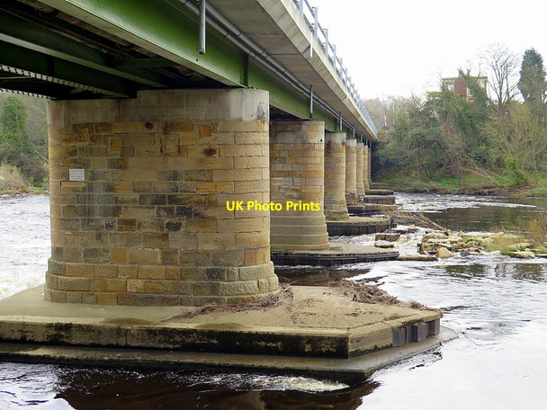 Photo 6"x4" Wylam Bridge from below Prudhoe c2016