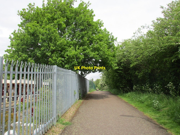 Photo 6"x4" Cycle path adjacent to Leicester North Station Mowmacre Hill c2016