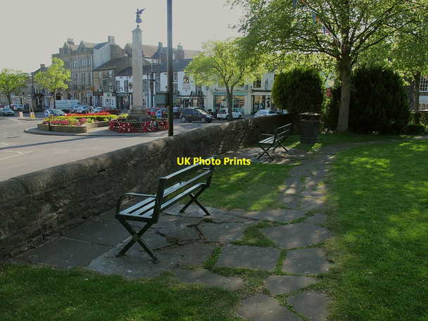 Photo 6"x4" Benches in the churchyard of Holy Trinity church, Skipton  Skipton c2016