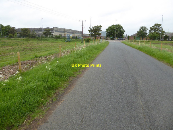 Photo 6"x4" Road approaching Ashchurch Camp Ashchurch c2016