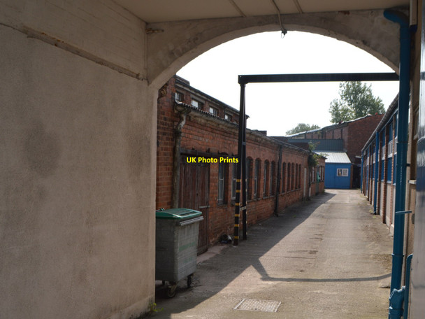 Photo 6"x4" Factory yard in Upper Villiers Street Wolverhampton c2016