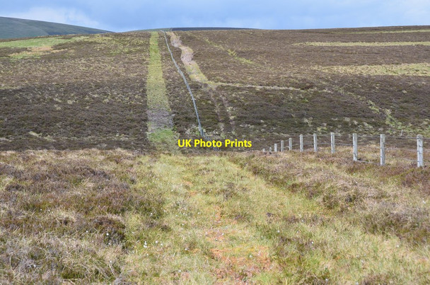 Photo 6"x4" Col between Maiden Law and Redscar Law Maiden Law\/NT3941 c2016