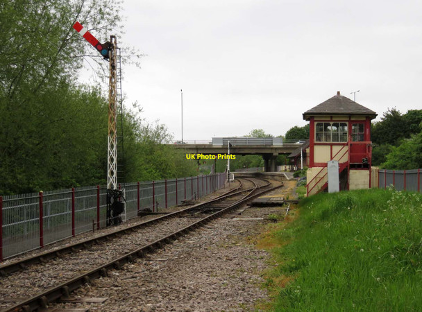 Photo 6"x4" The line to Orton Mere Station Longthorpe c2016