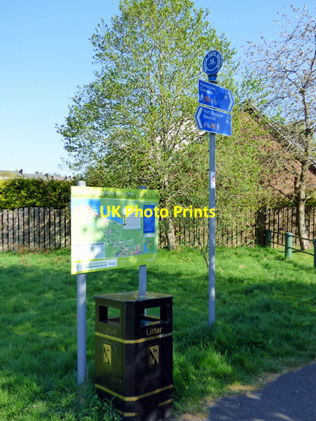 Photo 6"x4" Cycle path signs Kilmacolm c2016