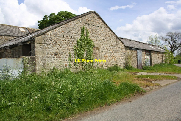 Photo 6"x4" Buildings at Cragg Farm Constable Burton c2016