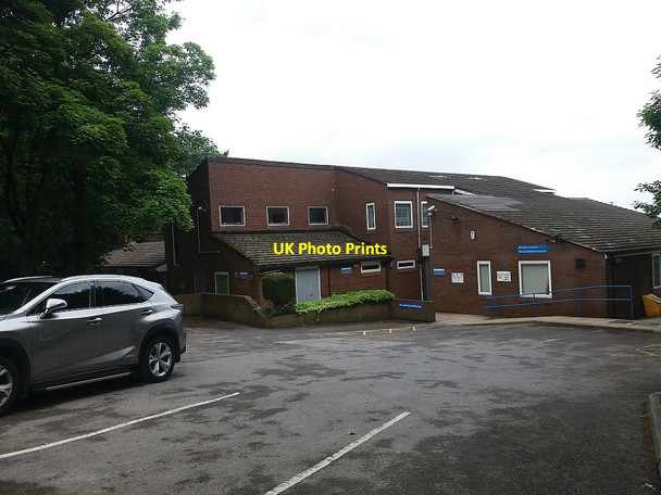 Photo 6"x4" Rear of Bramley Clinic Pudsey\/SE2233 c2016