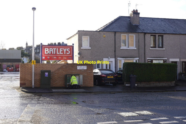 Photo 6"x4" McDonald Place Edinburgh c2015