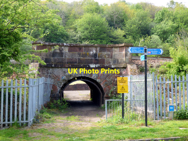 Photo 6"x4" Low bridge at Parklea Port Glasgow c2016