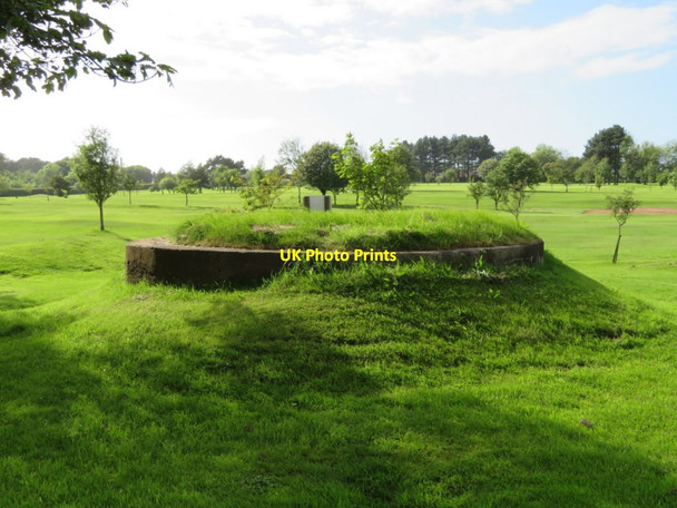 Photo 6"x4" Pillbox alongside North Cliff Avenue, Scalby #2 Scarborough\/TA0388 c2016