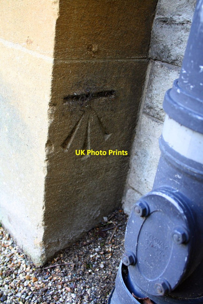 Photo 6"x4" Benchmark on Eynsham Hall North Leigh\/SP3812 c2016