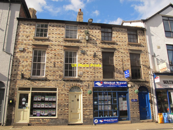 Photo 6"x4" Patterned brickwork, Regent Street, Llangollen Llangollen c2017