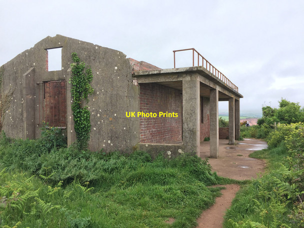 Photo 6"x4" South West Coast Path passing Brandy Head Observation Hut North Star c2017