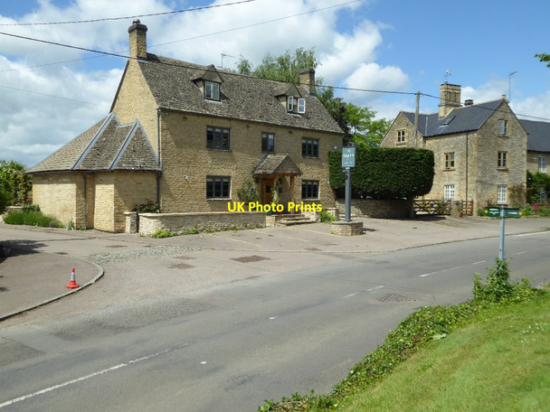 Photo 6"x4" The Chequers, Churchill Churchill\/SP2824 c2017