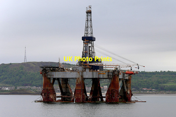 Photo 6"x4" Oil Rig Platform Paragon MSS1 in the Firth of Forth Burntisland c2017