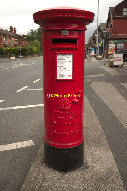 Photo 6"x4" George V Postbox, Beeston Road Beeston\/SE2830 c2017