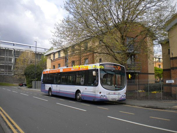 Photo 6"x4" Bus on Clarence Road, Leeds Leeds\/SE3034 c2017