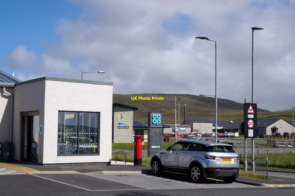 Photo 6"x4" The entrance to the Brae Co-op Brae\/HU3668 c2017