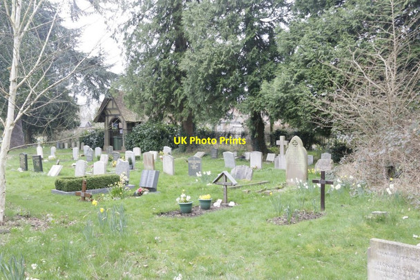 Photo 6"x4" Modern churchyard Cold Harbour\/SU6379 c2017