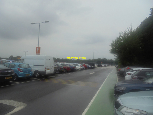 Photo 6"x4" Gatwick Airport long stay car parks: zone F Black Corner c2017