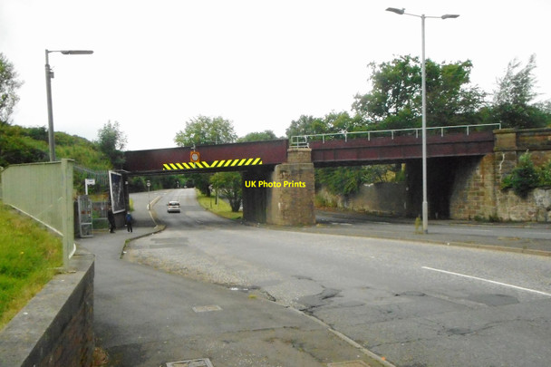 Photo 6"x4" Railway bridge, Barrhead Road Pollokshaws c2017