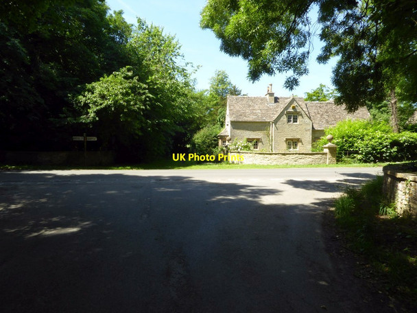 Photo 6"x4" Cotswold stone cottage Netherton\/SP1504 c2017