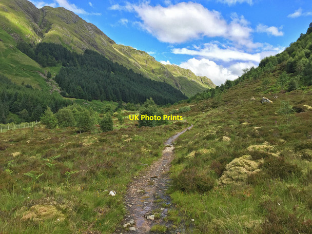 Photo 6"x4" Footpath in Gleann Ch\u00c3\u00b2inneachain Carn-gorm c2017