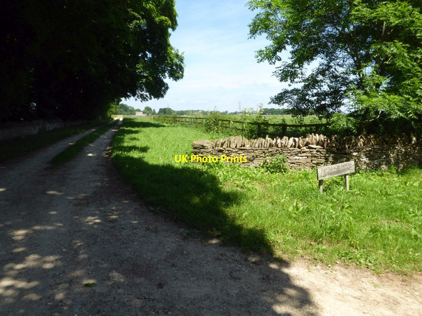 Photo 6"x4" Entrance to Eastleach Downs Farmhouse Eastleach Turville c2017