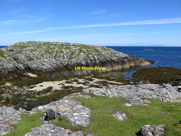 Photo 6"x4" Rocky inlet near Dun Beag Vaul c2017