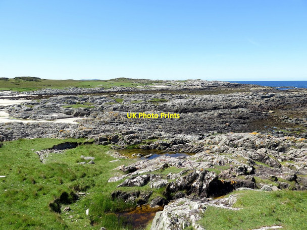 Photo 6"x4" Rocky shore west of Meall an Fhithich Vaul c2017