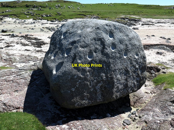 Photo 6"x4" The Ringing Stone - cup marked erratic, North Tiree Vaul c2017