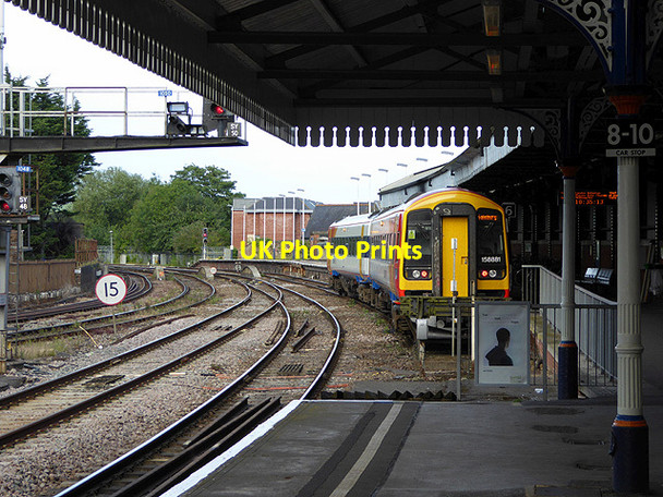 Photo 6"x4" Looking eastwards from Salisbury station Salisbury c2017