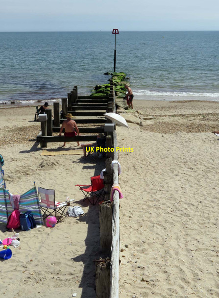 Photo 6"x4" A groyne on Avon Beach Friars Cliff c2017