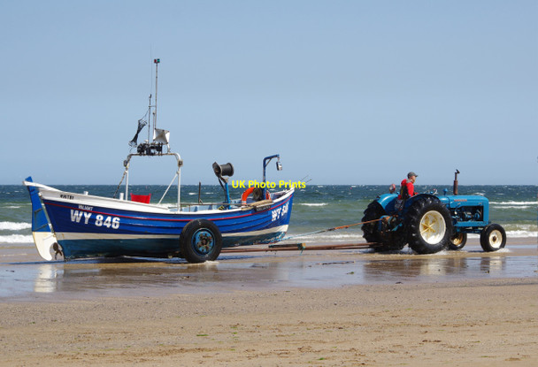 Photo 6"x4" Boat hauling - Redcar Beach Redcar\/NZ6124 c2017