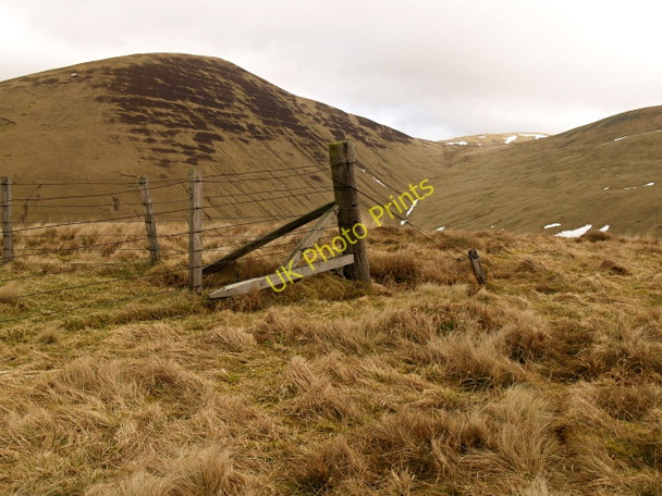 Photo 6"x4" Summit, Strawberry Hill Talla Linnfoots c2009